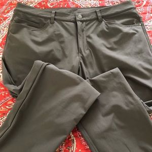 Lululemon men’s dress pants